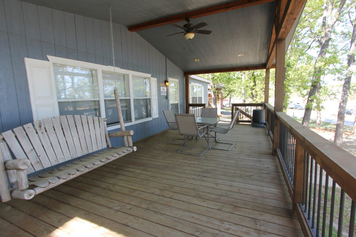 9 Blackstone Island Lighthouse Resort & Marina